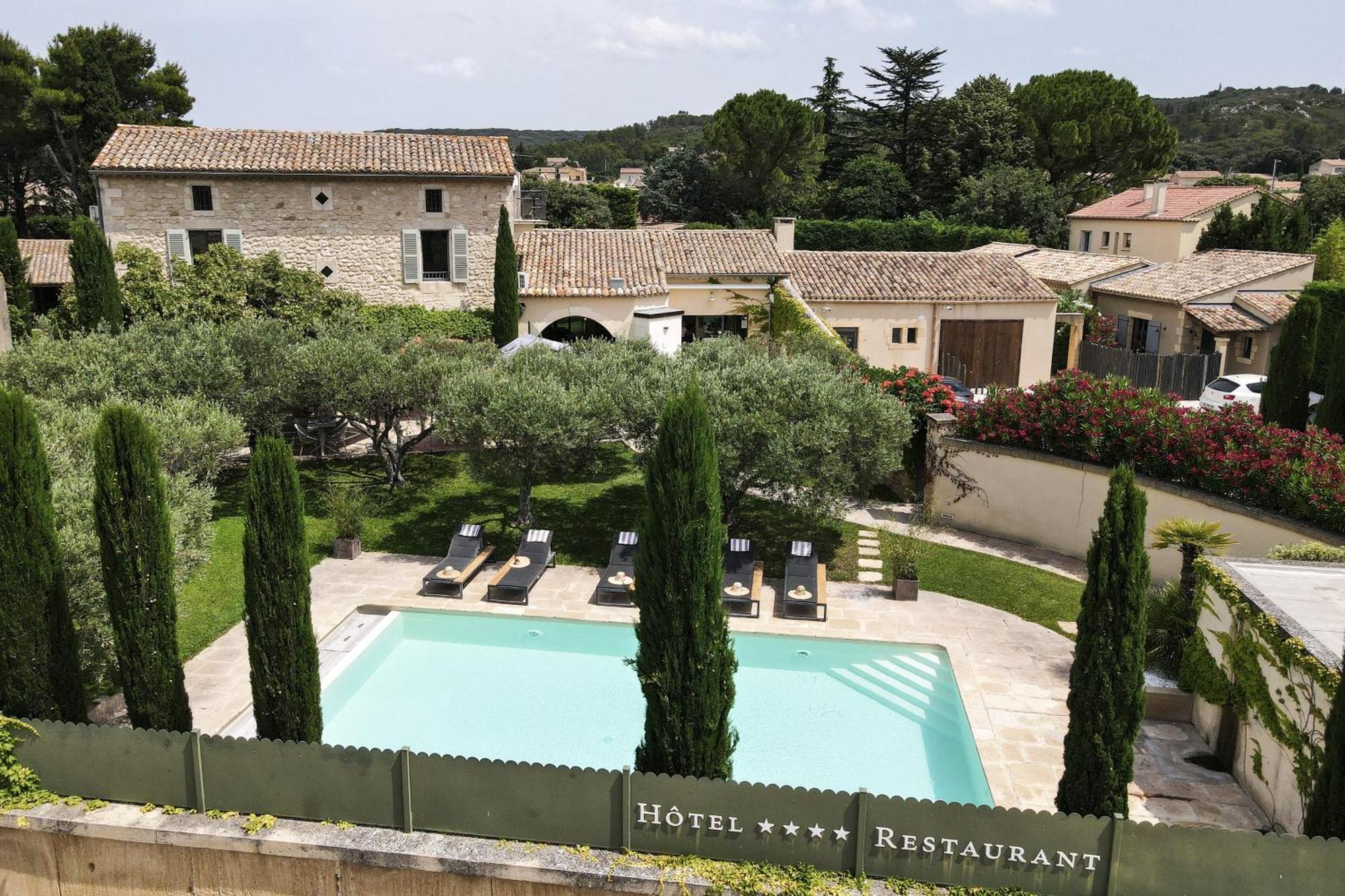 La Belle Vie Hotel Saint-Hilaire-d'Ozilhan Exterior photo