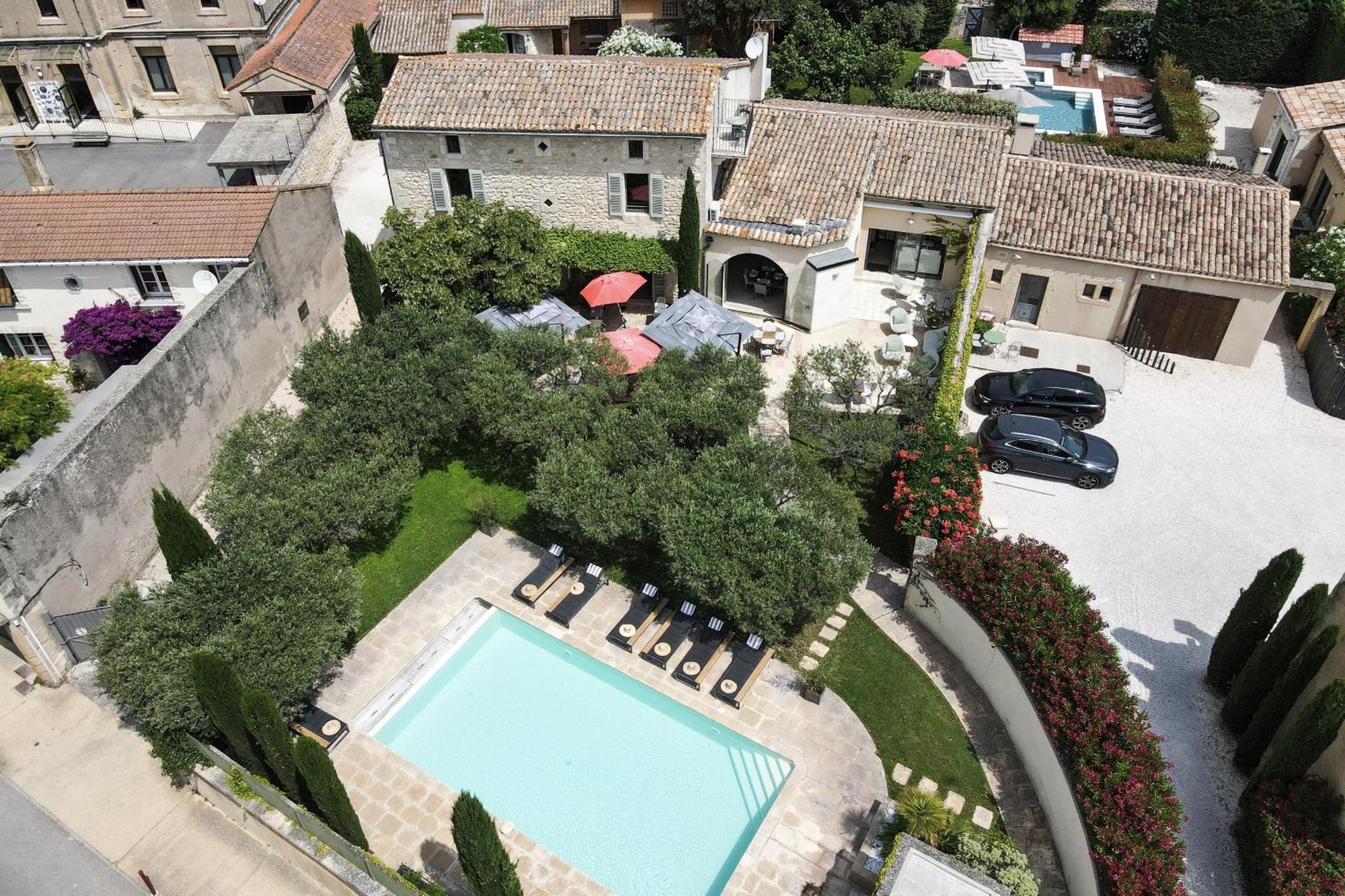 La Belle Vie Hotel Saint-Hilaire-d'Ozilhan Exterior photo